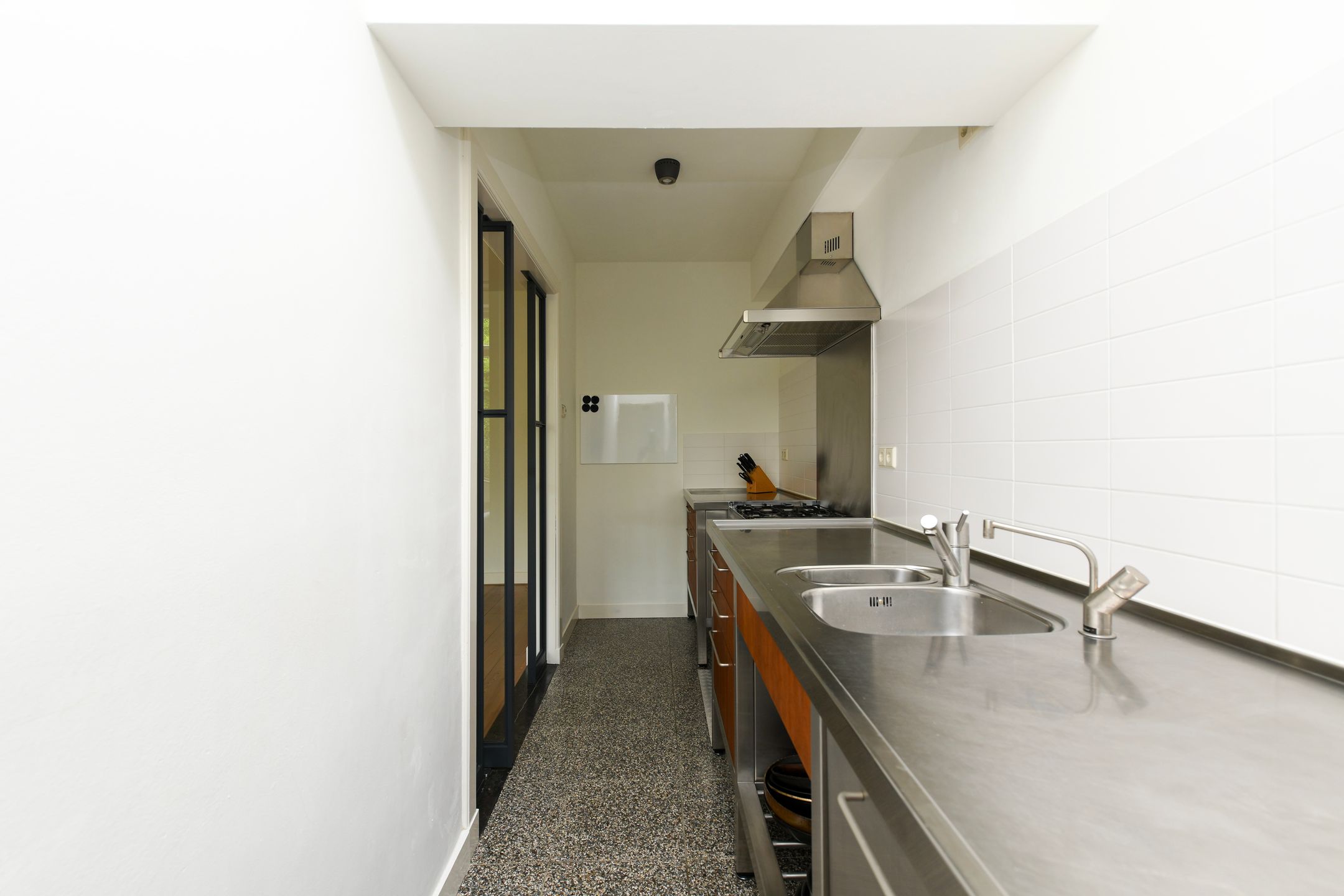 Foto 15 van Joannes van Dieststraat 7