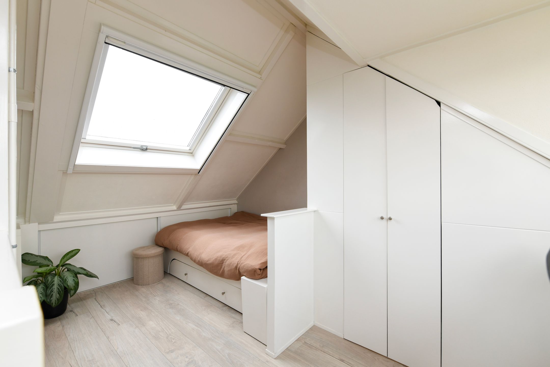 Foto 24 van Joannes van Dieststraat 7