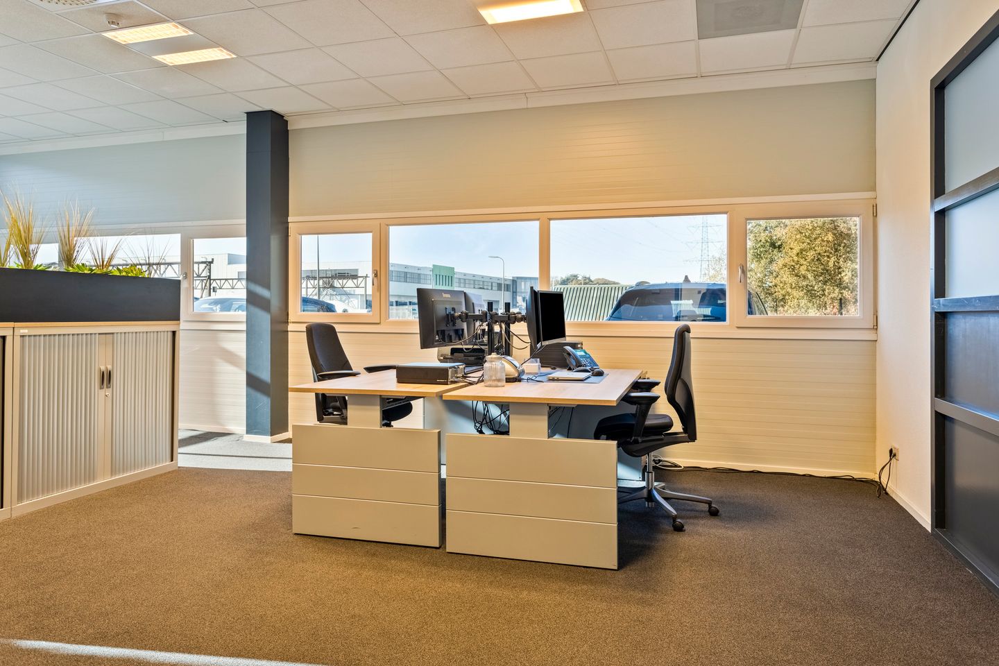 Bekijk foto 5 van Staalsteden 4