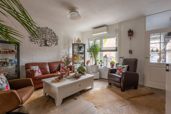 Foto 7 van Fossielenerf 524