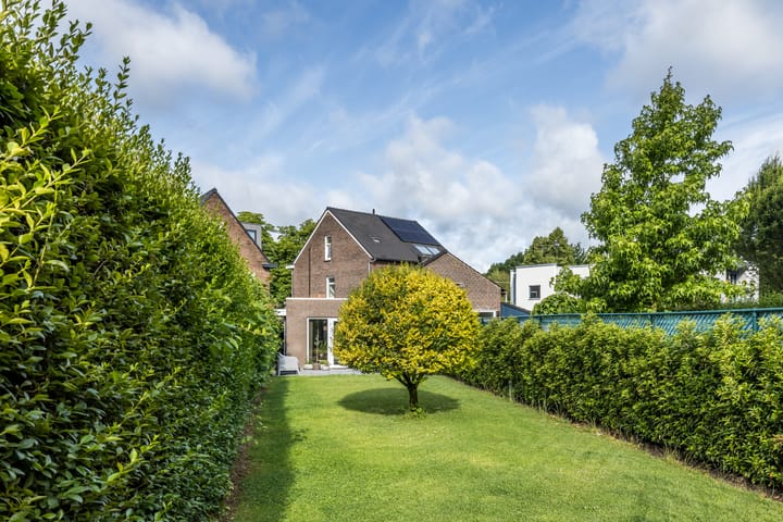 Foto 33 van Aalbekerweg 12