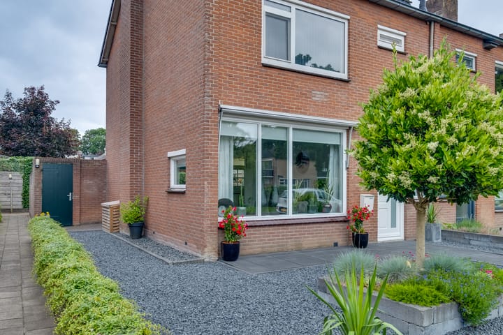 Foto 6 van Troelstralaan 57