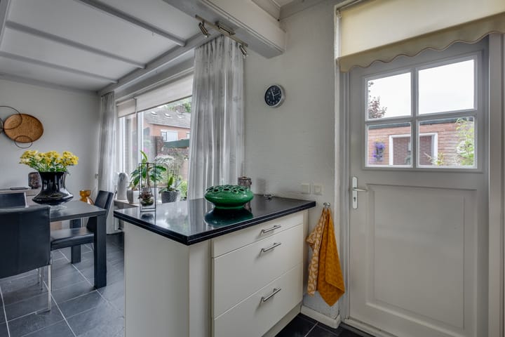 Foto 15 van Troelstralaan 57