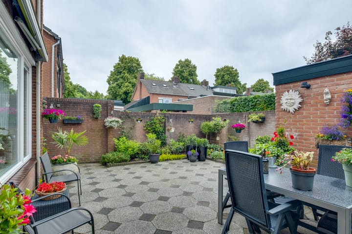 Foto 37 van Troelstralaan 57