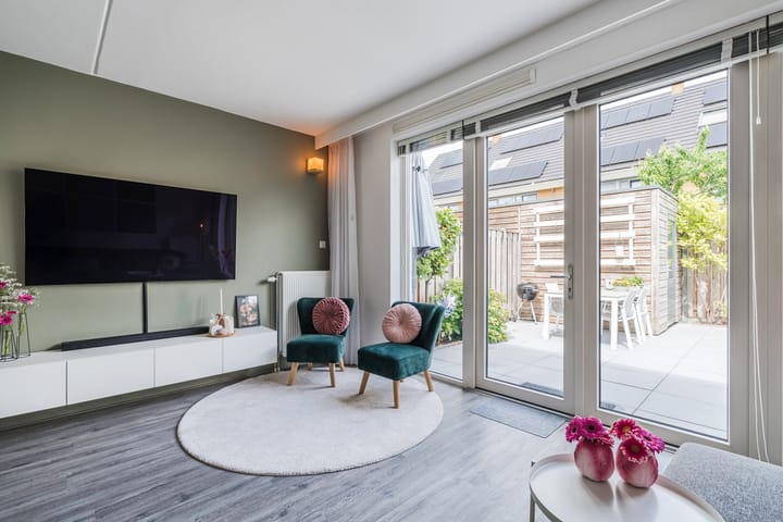 Foto 12 van Simon Carmiggeltplantsoen 16