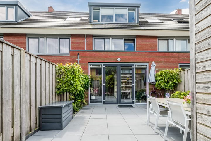 Foto 20 van Simon Carmiggeltplantsoen 16