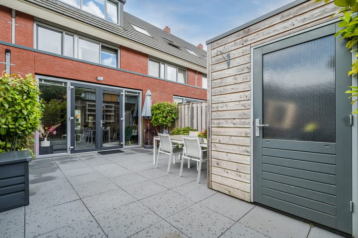 Foto 21 van Simon Carmiggeltplantsoen 16