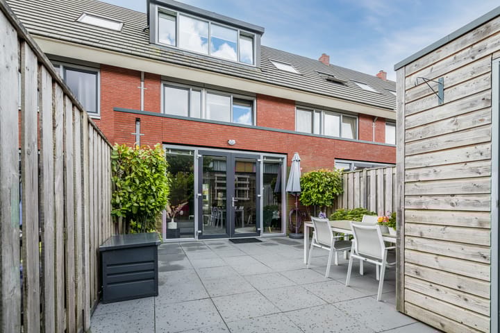 Foto 22 van Simon Carmiggeltplantsoen 16