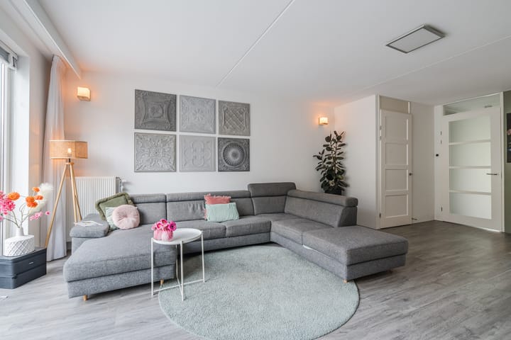 Foto 26 van Simon Carmiggeltplantsoen 16