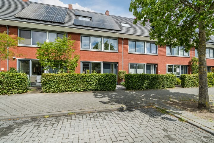 Foto 61 van Simon Carmiggeltplantsoen 16