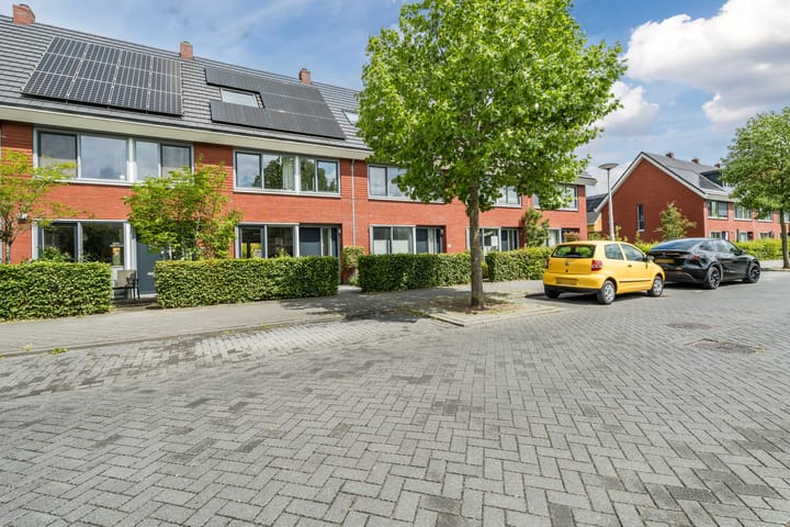 Foto 63 van Simon Carmiggeltplantsoen 16