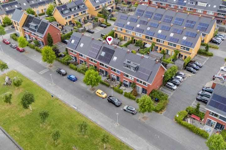 Foto 69 van Simon Carmiggeltplantsoen 16