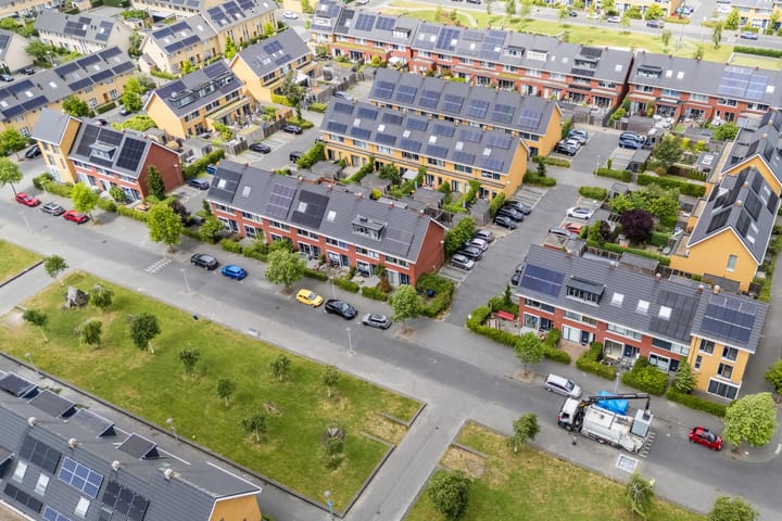 Foto 71 van Simon Carmiggeltplantsoen 16