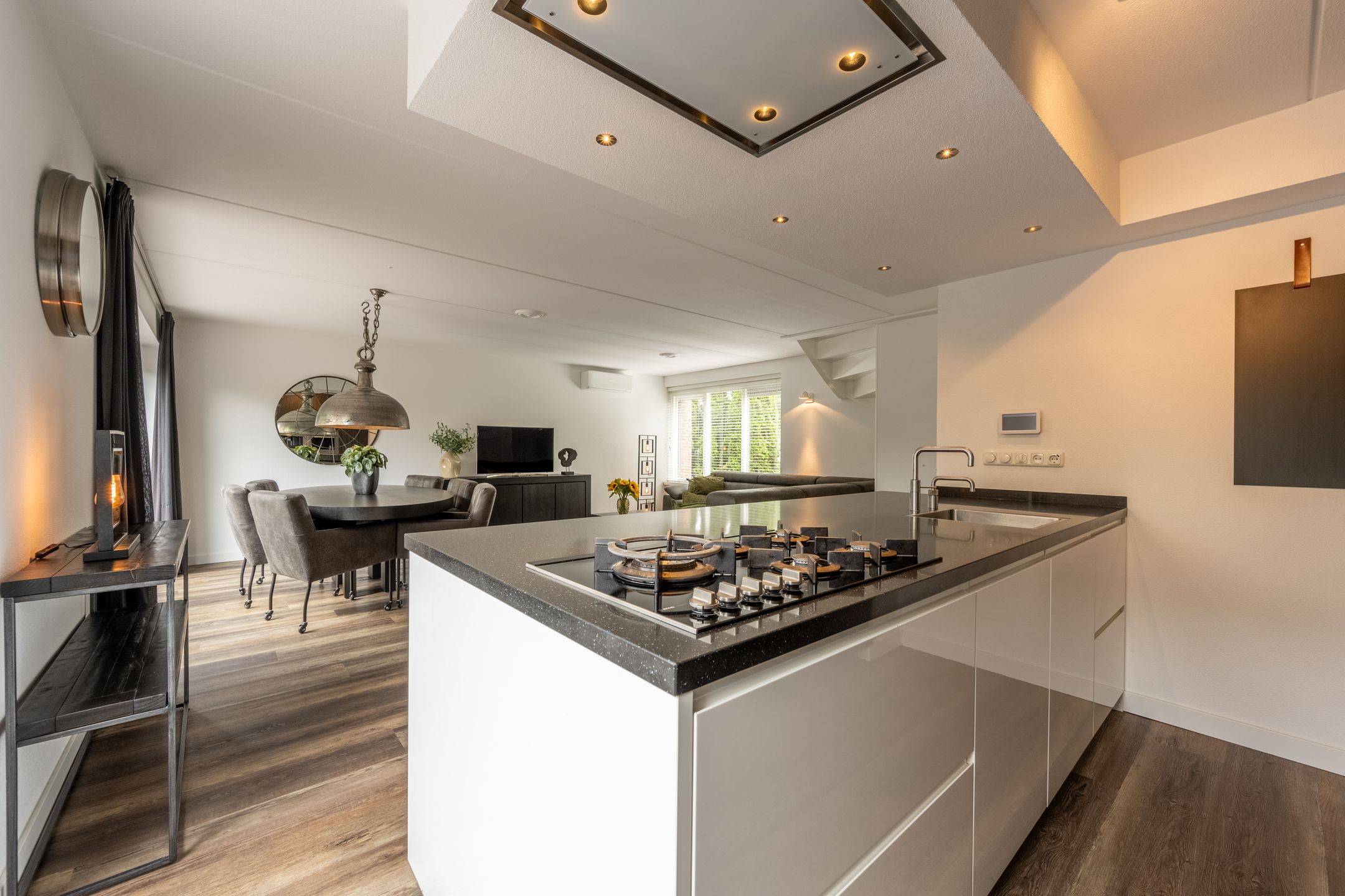 Photo 12 of 't Hoogt 32