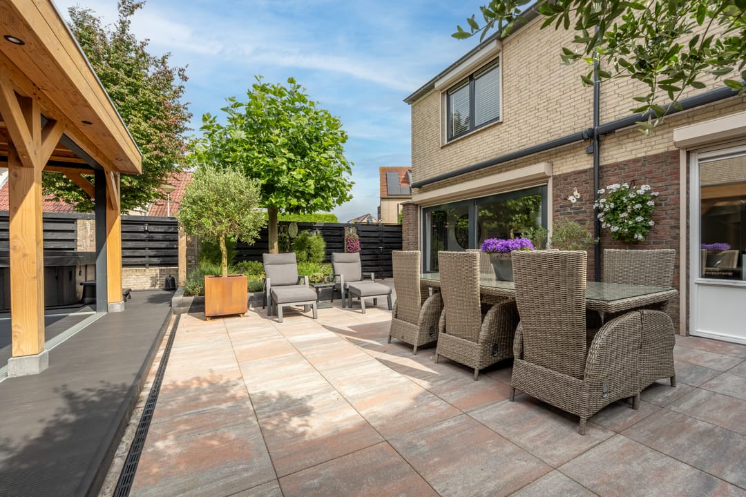 Photo 38 of 't Hoogt 32