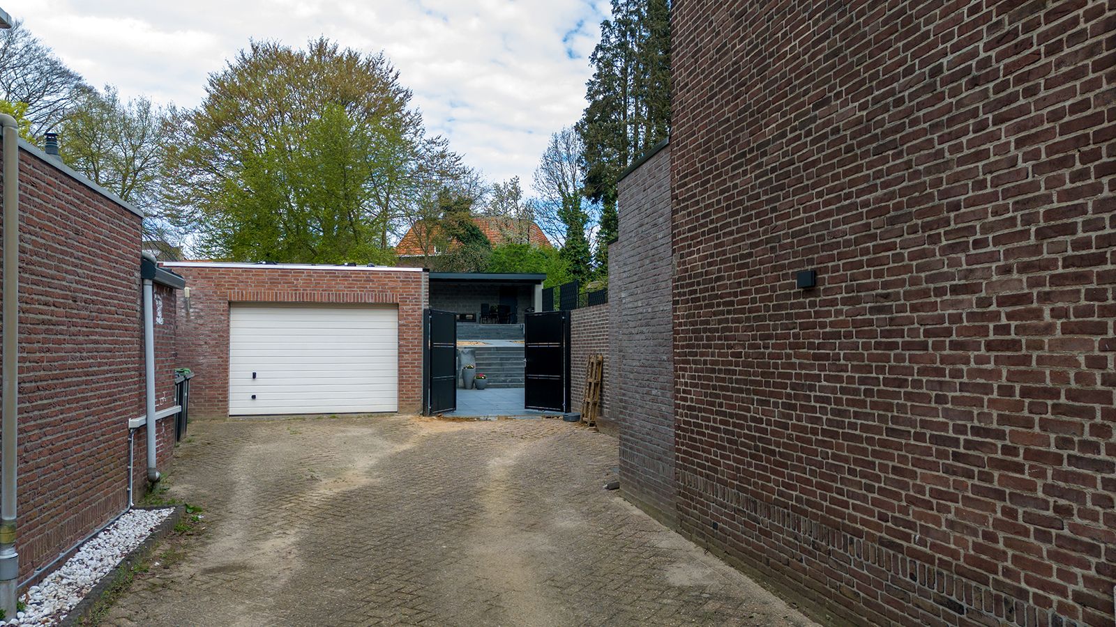Photo 33 of Molenweg 24