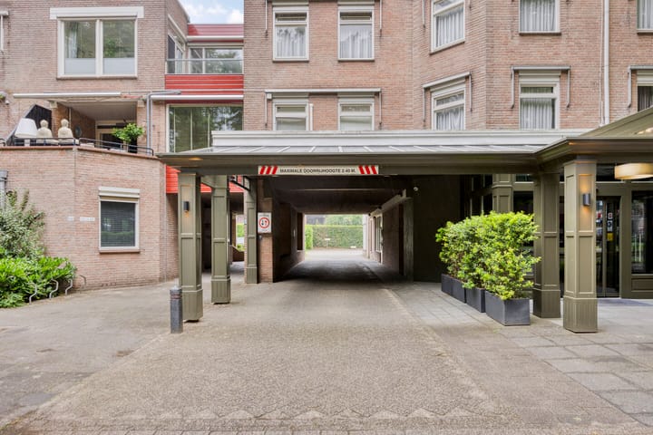 Photo 3 of Raadhuislaan 45-B