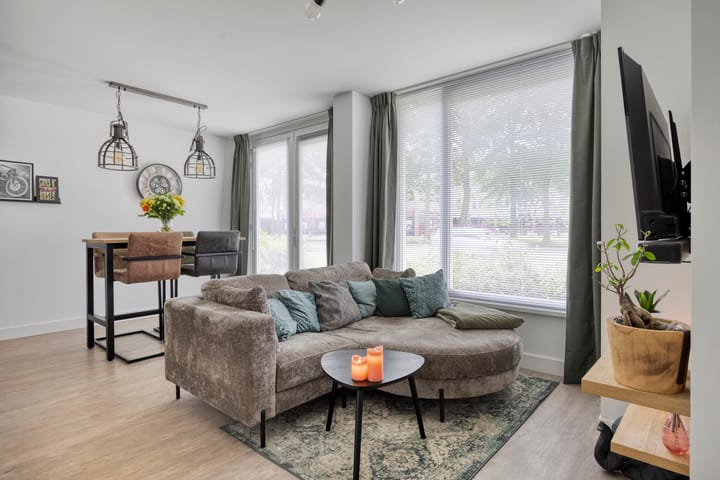 Foto 15 van Raadhuislaan 45-B