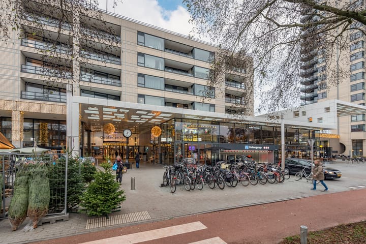 Photo 2 of Van Leijenberghlaan 170