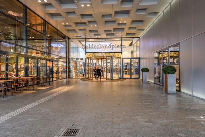 Photo 4 of Van Leijenberghlaan 170