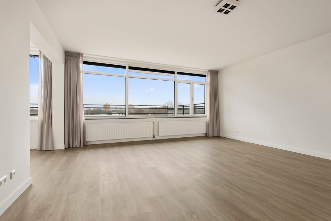 Photo 11 of Van Leijenberghlaan 170