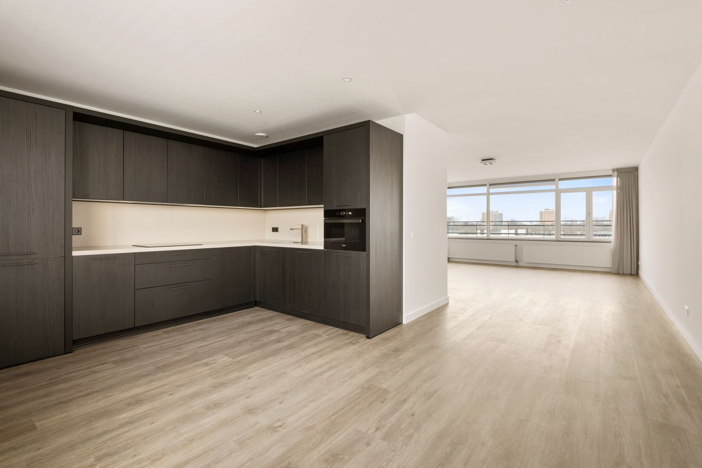 Photo 19 of Van Leijenberghlaan 170