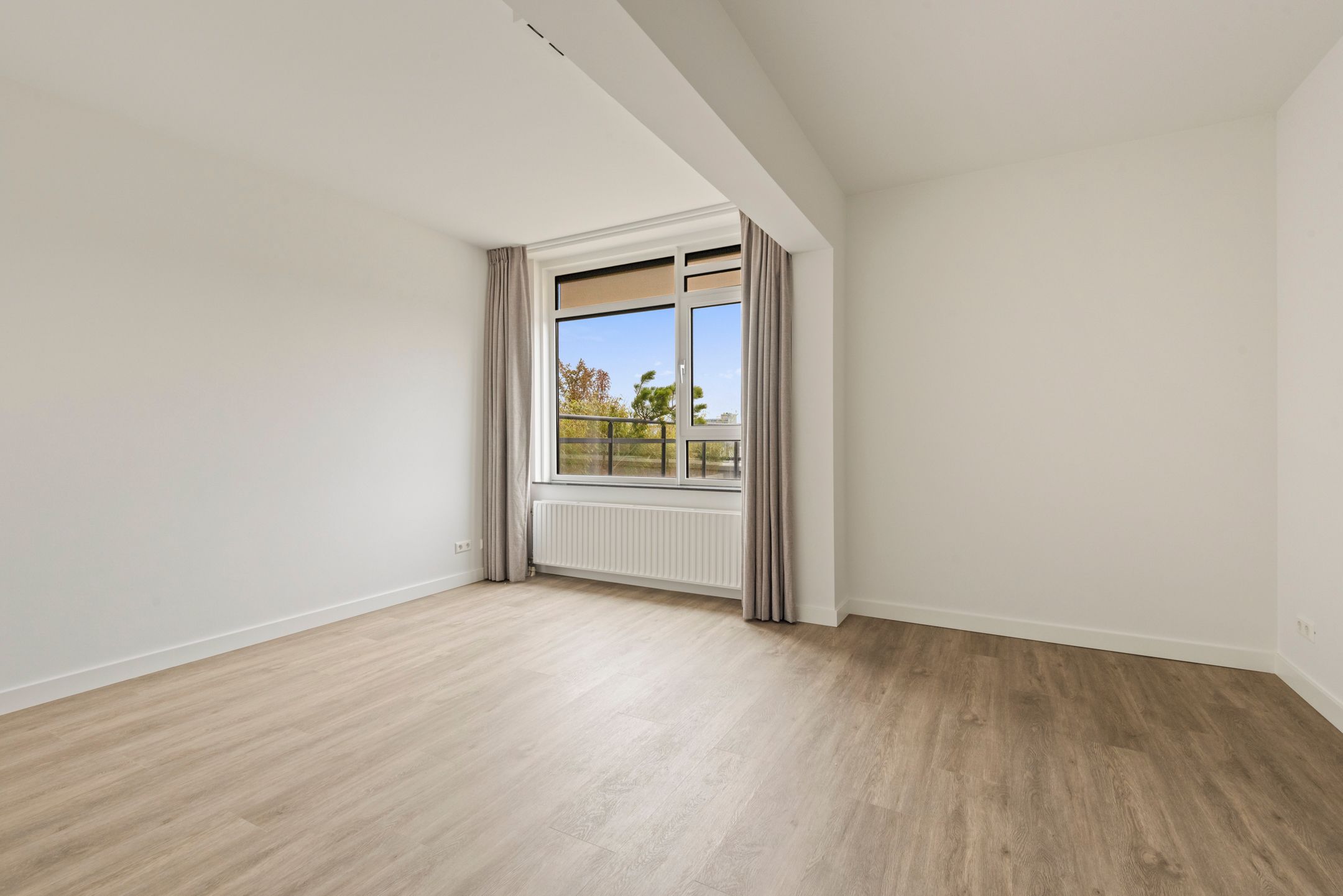 Photo 24 of Van Leijenberghlaan 170