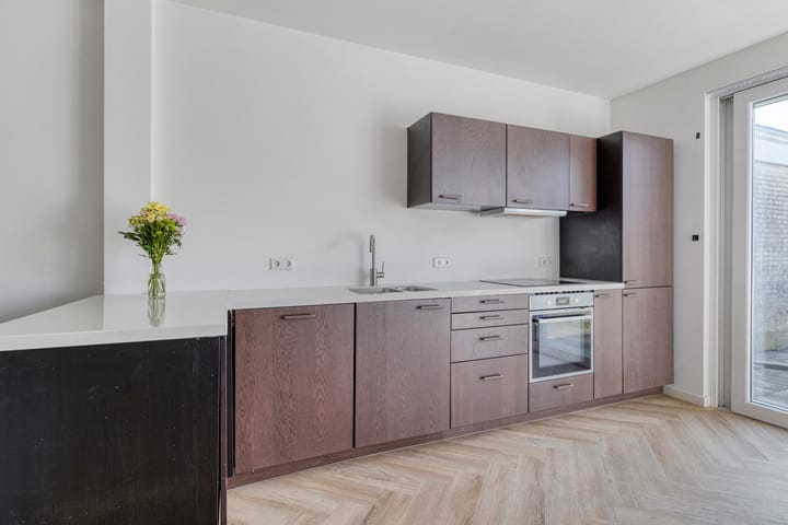 Foto 10 van Hugo de Grootstraat 15