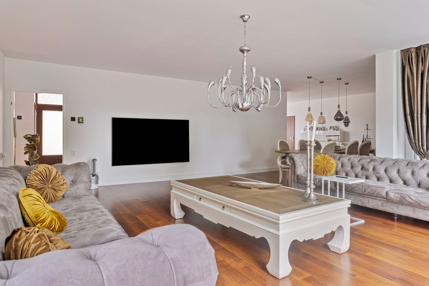 Foto 10 van Meidoornlaan 137