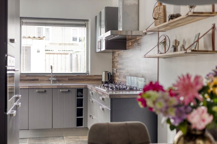 Foto 10 van Albardastraat 125