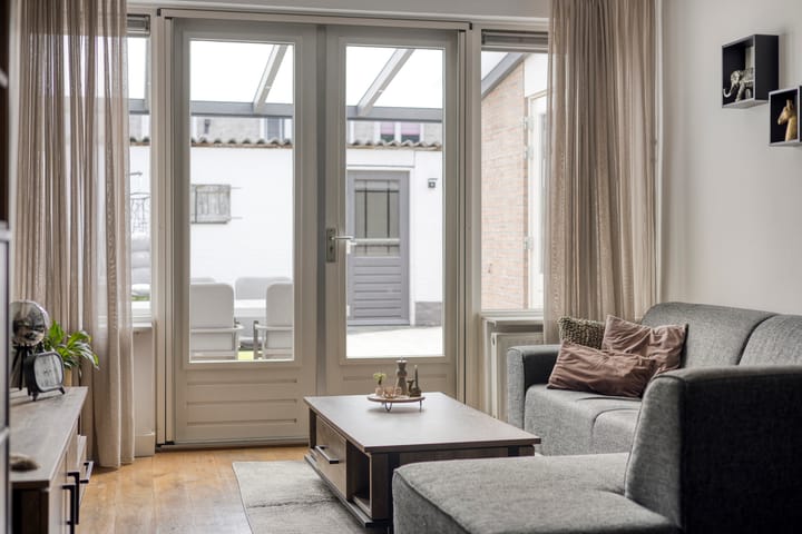 Foto 2 van Albardastraat 125