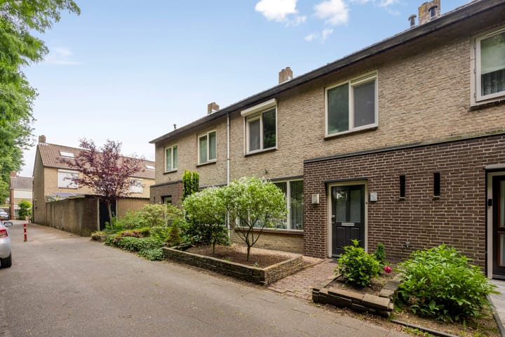 Foto 4 van Albardastraat 125