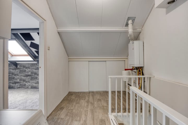 Foto 22 van Albardastraat 125