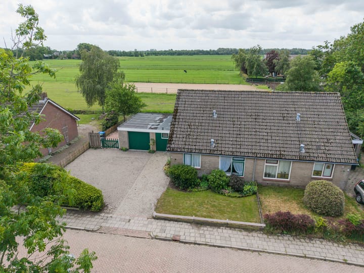 Photo 12 of Ds. Pelstraat 9