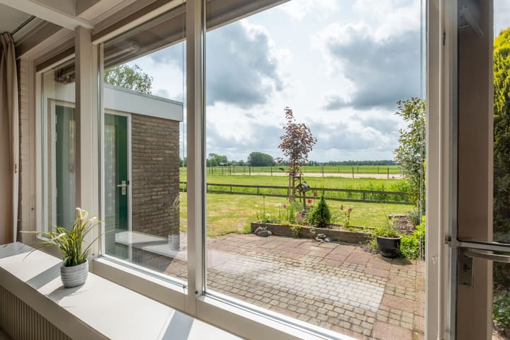 Photo 22 of Ds. Pelstraat 9