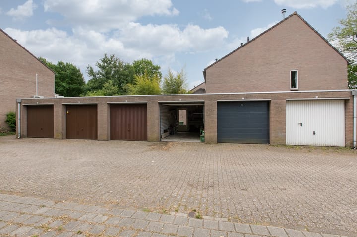 Photo 38 of Ringbaan 76