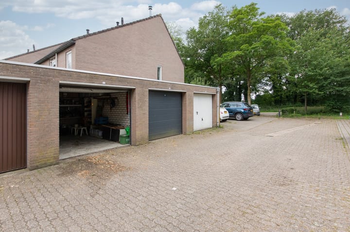 Photo 39 of Ringbaan 76