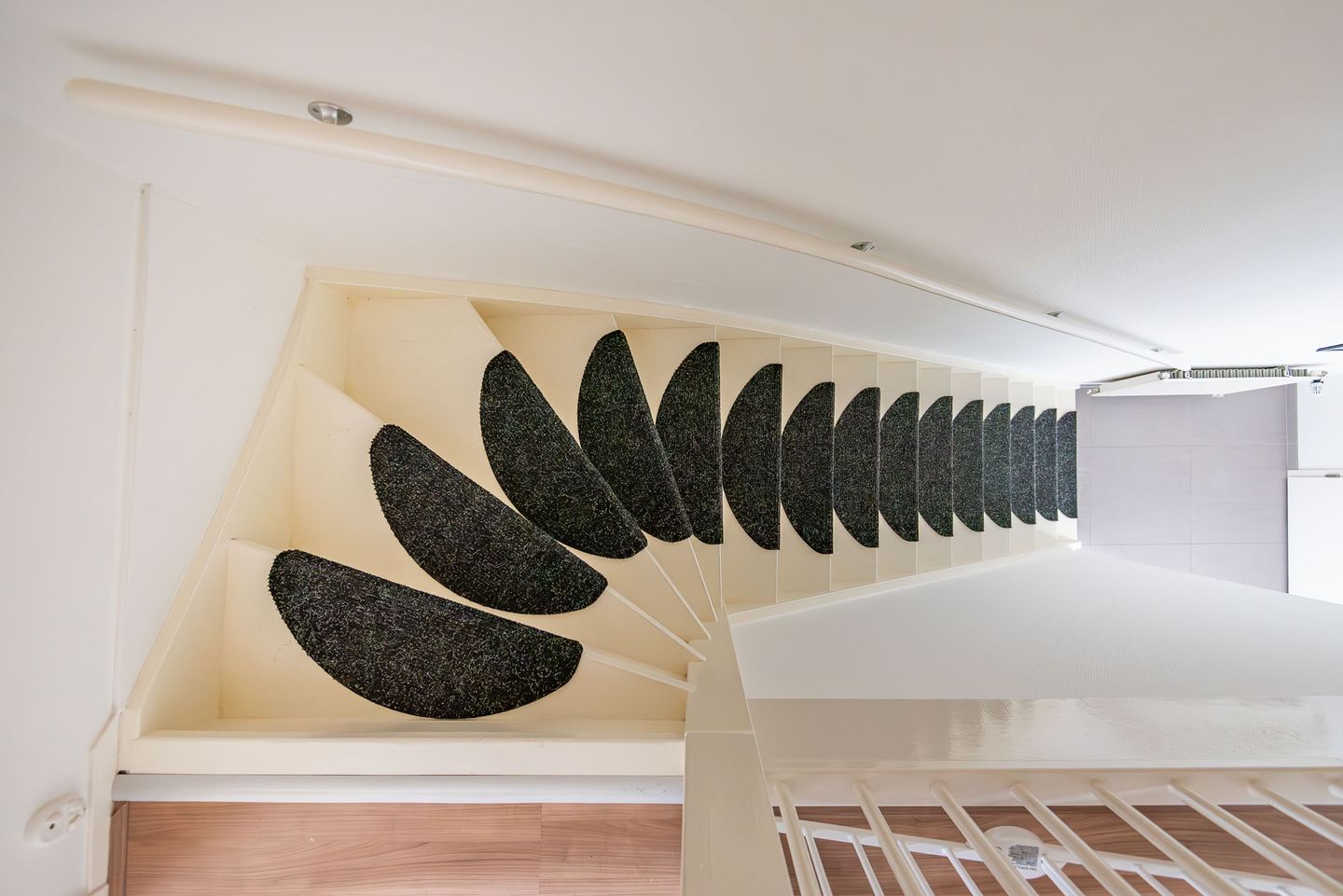 Foto 19 van Houtmolenstraat 10