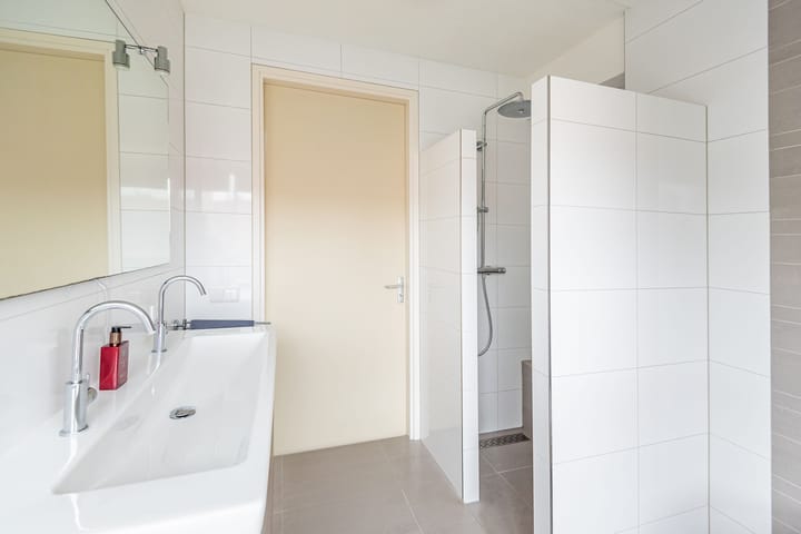 Foto 29 van Houtmolenstraat 10