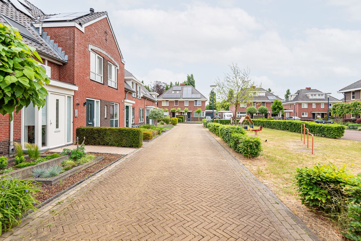 Foto 44 van Houtmolenstraat 10