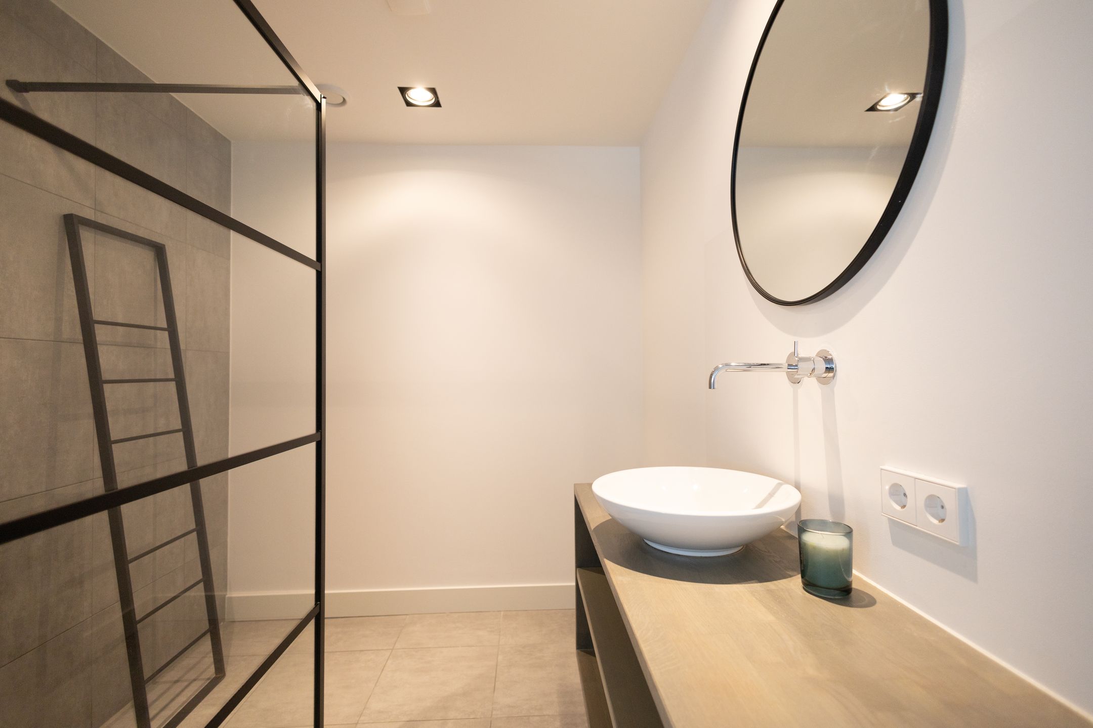 Foto 24 van Derde Schinkelstraat 27-D