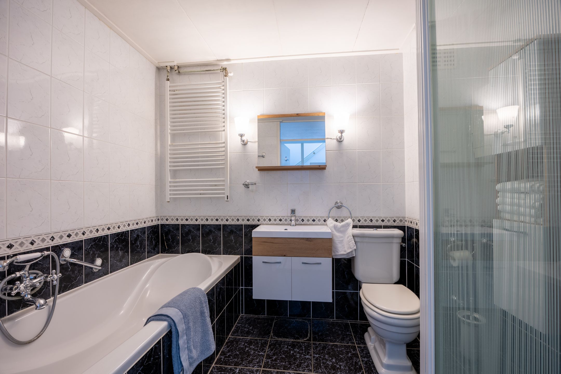 Foto 24 van de Gildekamp 2224