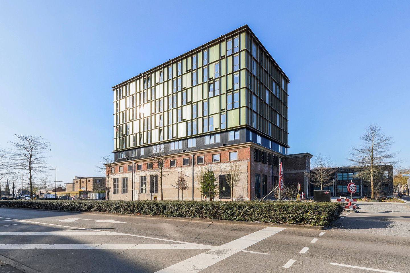 Bekijk foto 1 van Burgemeester Brokxlaan