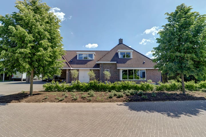 Foto 1 van Engelbrecht I laan 15