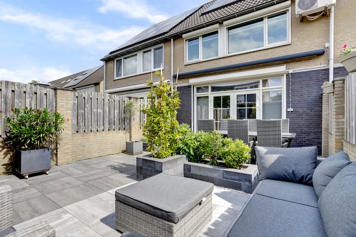 Foto 28 van Marknessestraat 22