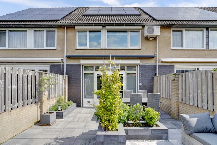 Foto 32 van Marknessestraat 22