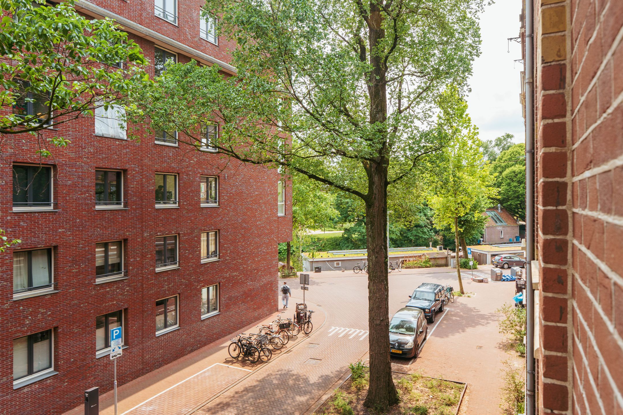 Foto 15 van Van Houweningenstraat 74-2