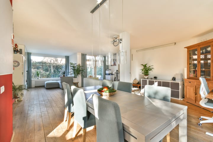 Foto 8 van van Tuijll van Serooskerkenstraat 1