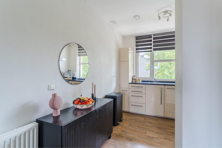 Foto 8 van Teenschiller 6