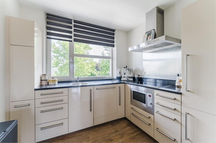 Foto 9 van Teenschiller 6